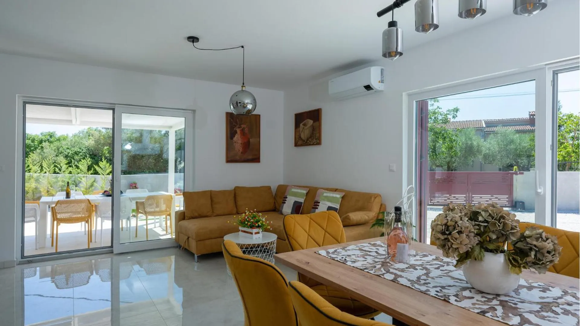 Beautiful Home In Mali Vareski With Wifi בית נופש
